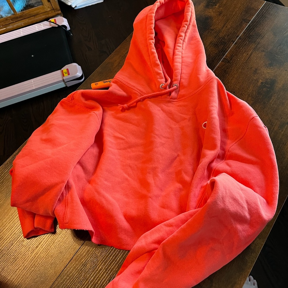Champion Coral Craopped Hoodie Size Large